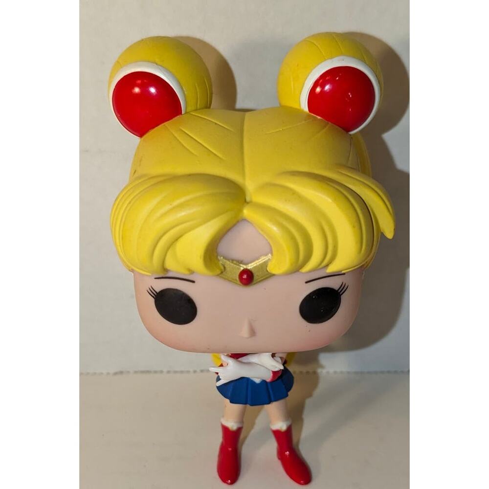 Rare 2016 Funko POP Anime: Sailor Moon Action Figure